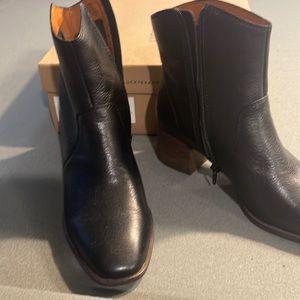 Lucky Brand black leather booties, size 8M